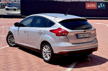 Хэтчбек Ford Focus 2017 в 