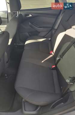 Универсал Ford Focus 2016 в 