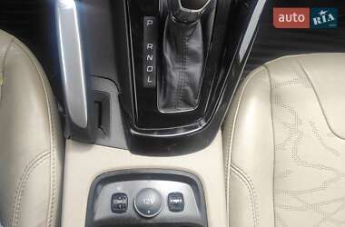 Хетчбек Ford Focus 2012 в 