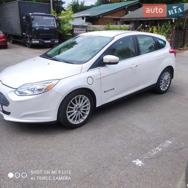 Хетчбек Ford Focus 2012 в Львові