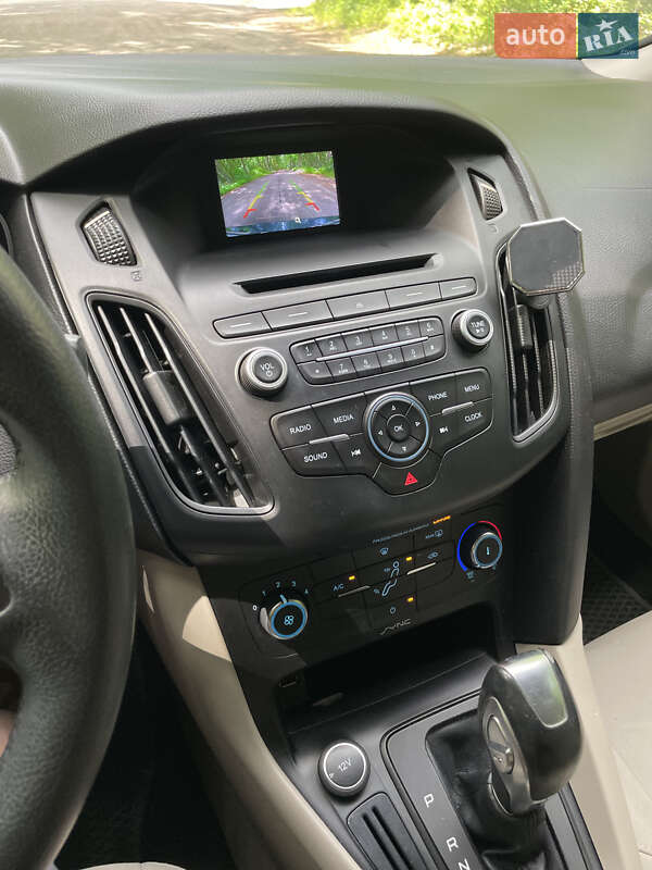 Седан Ford Focus 2015 в Киеве
