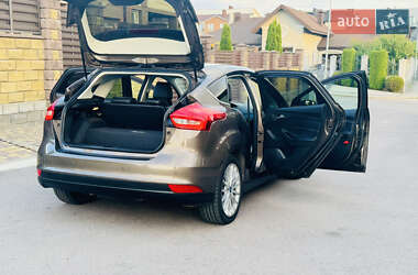 Хэтчбек Ford Focus 2018 в 