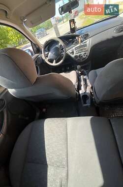 Седан Ford Focus 2002 в Ужгороде