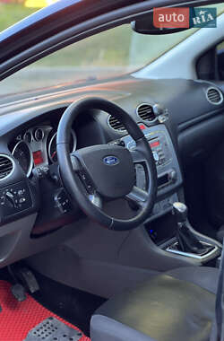 Хэтчбек Ford Focus 2008 в 