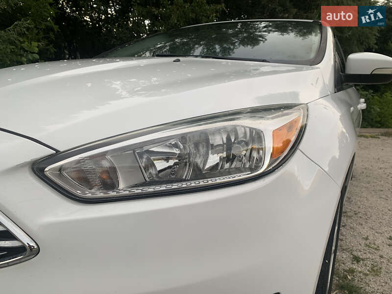 Седан Ford Focus 2016 в Днепре
