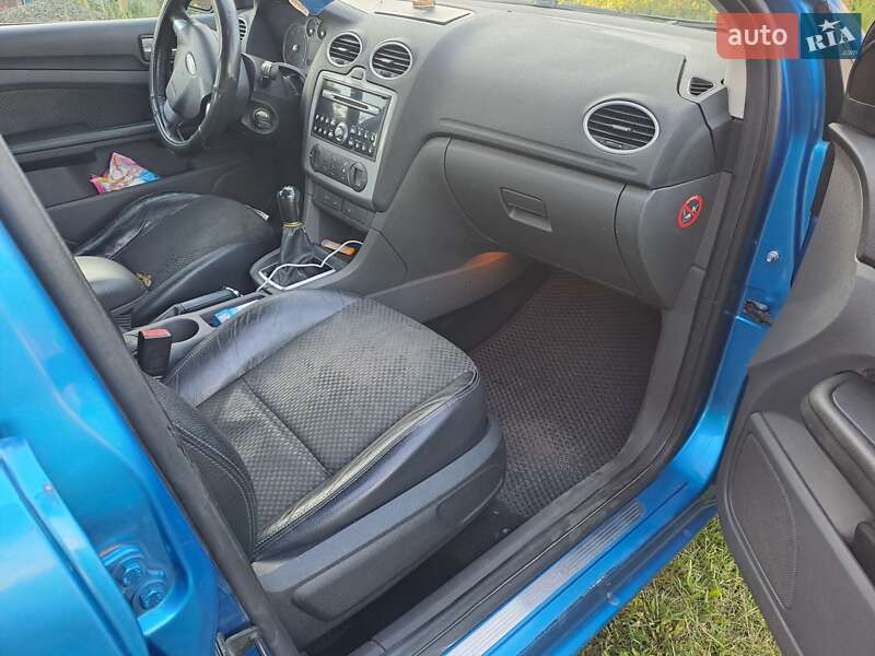 Хетчбек Ford Focus 2004 в Луцьку