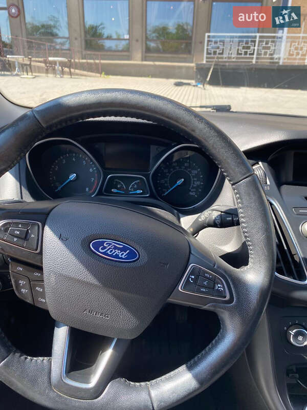 Хэтчбек Ford Focus 2016 в Николаеве
