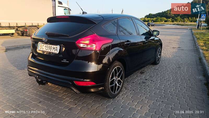Хэтчбек Ford Focus 2015 в Львове