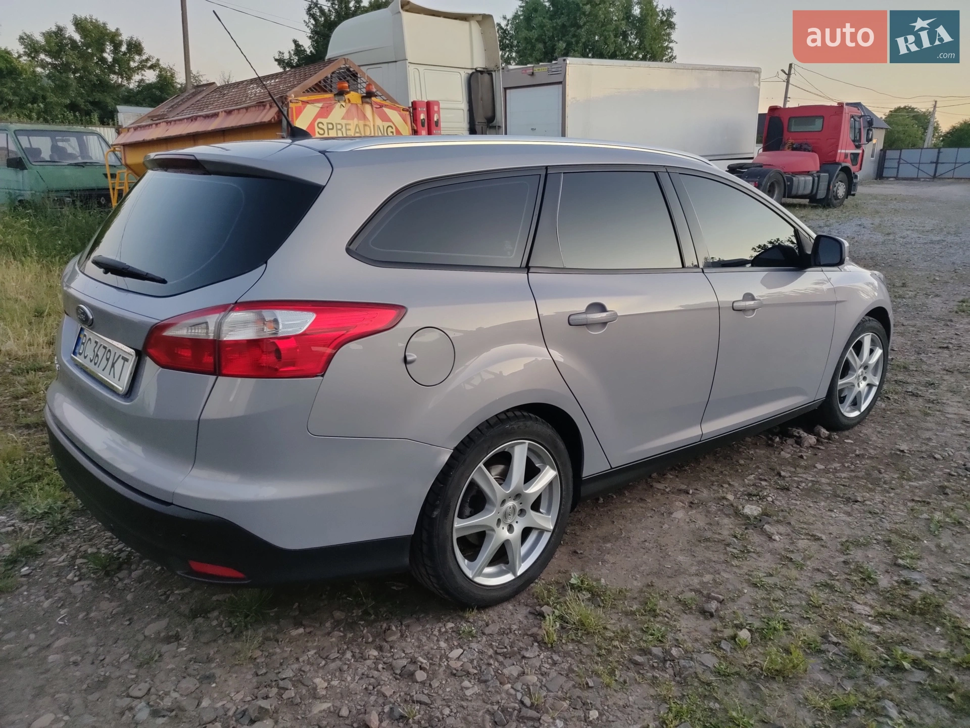 2011 Ford Focus - мініатюра 11