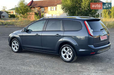 Универсал Ford Focus 2010 в 