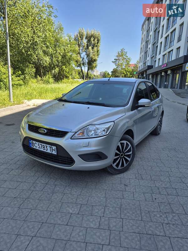 Хэтчбек Ford Focus 2010 в Львове