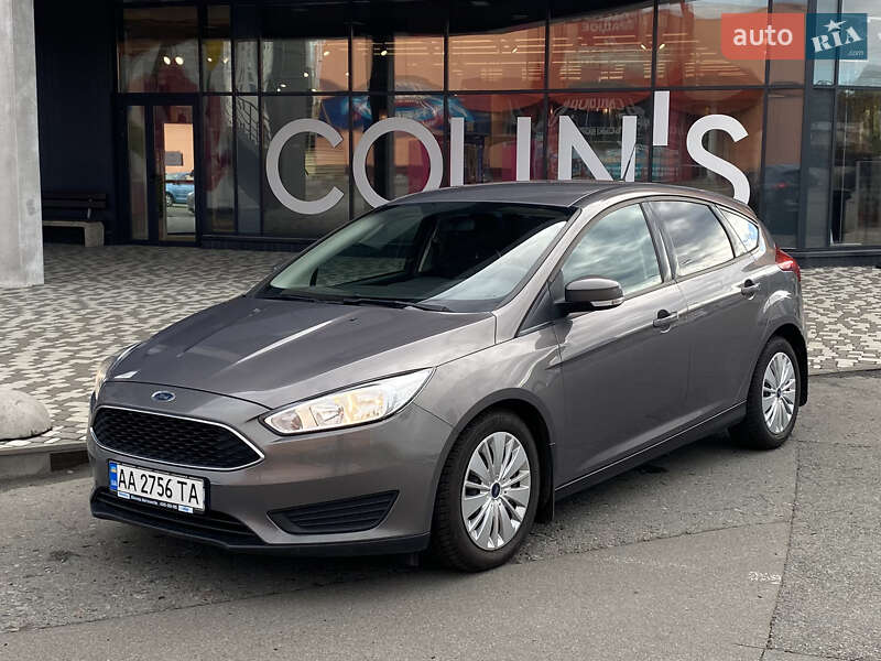 Хэтчбек Ford Focus 2015 в Киеве