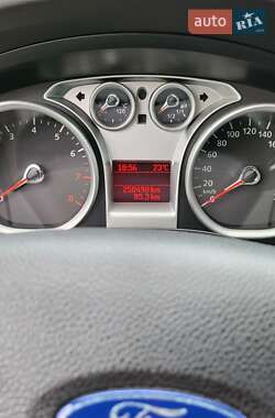 Універсал Ford Focus 2010 в 