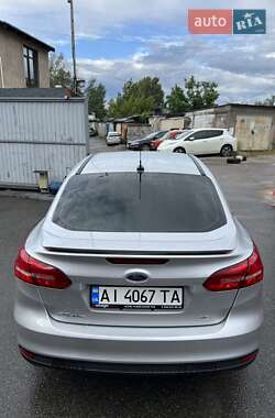 Седан Ford Focus 2017 в 