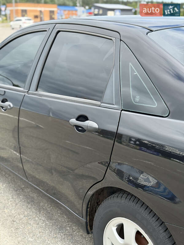 Седан Ford Focus 2007 в Киеве