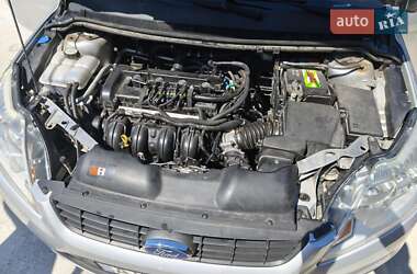 Седан Ford Focus 2010 в 