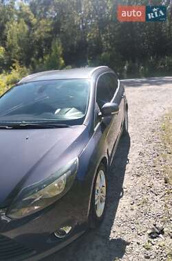 Универсал Ford Focus 2012 в 