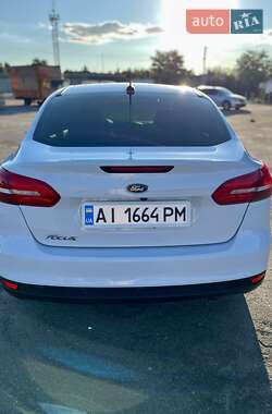 Седан Ford Focus 2017 в 