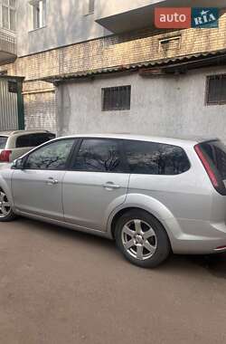 Универсал Ford Focus 2010 в 