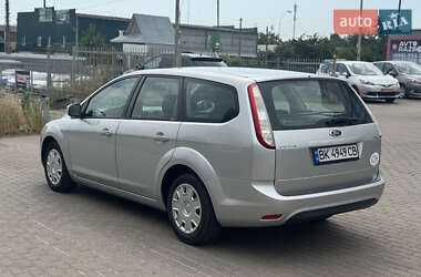 Универсал Ford Focus 2010 в 