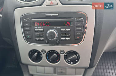 Универсал Ford Focus 2010 в 