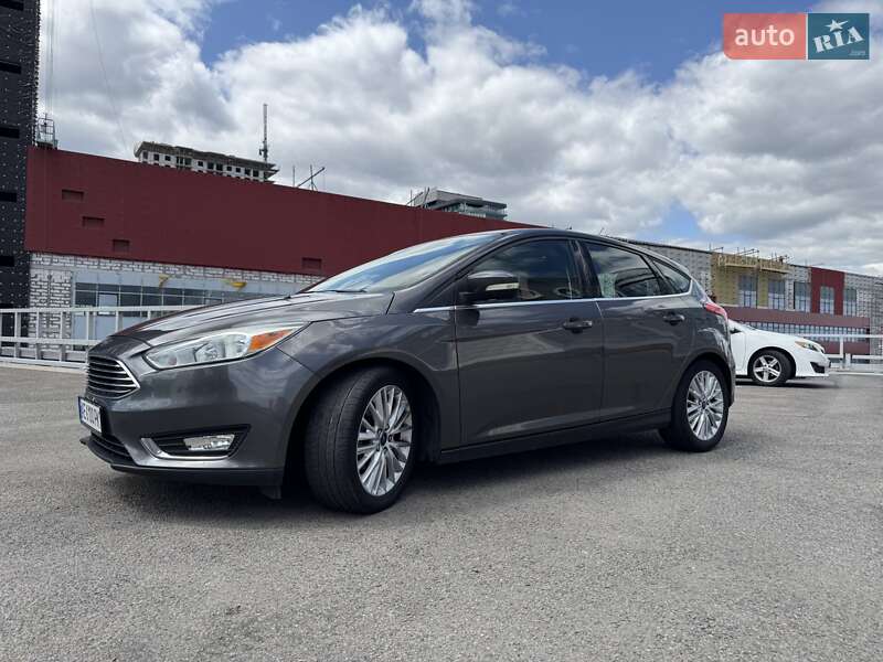 Хэтчбек Ford Focus 2015 в Днепре