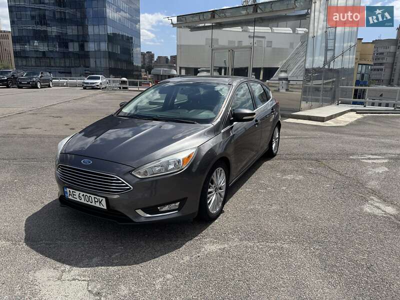 Хэтчбек Ford Focus 2015 в Днепре