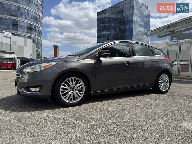 Хэтчбек Ford Focus 2015 в Днепре