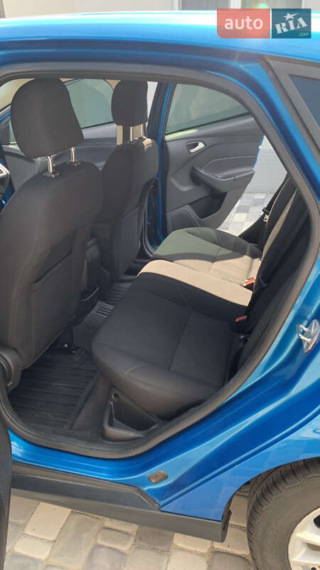 Хэтчбек Ford Focus 2016 в Киеве