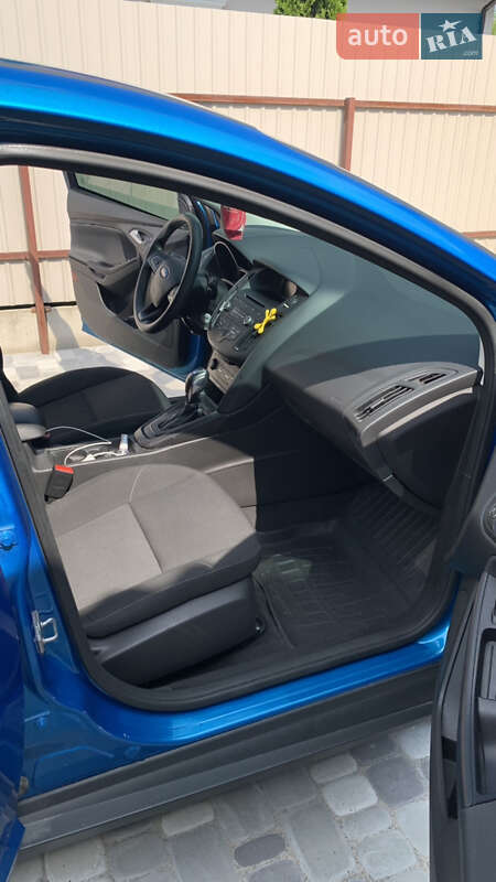 Хэтчбек Ford Focus 2016 в Киеве