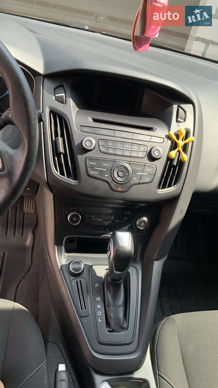 Хэтчбек Ford Focus 2016 в Киеве