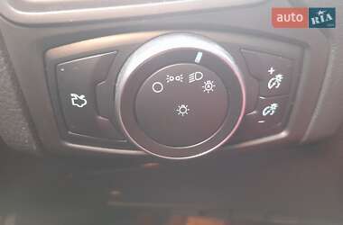 Седан Ford Focus 2016 в 