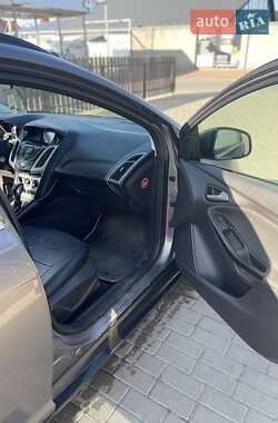 Универсал Ford Focus 2012 в 