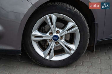 Универсал Ford Focus 2013 в 