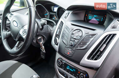 Универсал Ford Focus 2013 в 