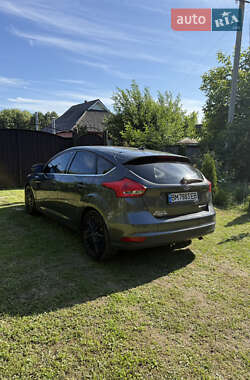 Хэтчбек Ford Focus 2016 в 