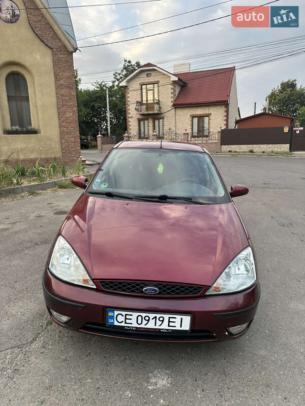 Хетчбек Ford Focus 2003 в Чернівцях