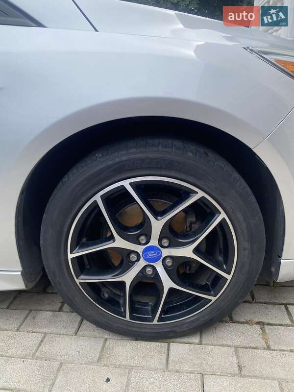 Хэтчбек Ford Focus 2015 в Виннице фото 10 Хэтчбек Ford Focus 2015 в Виннице