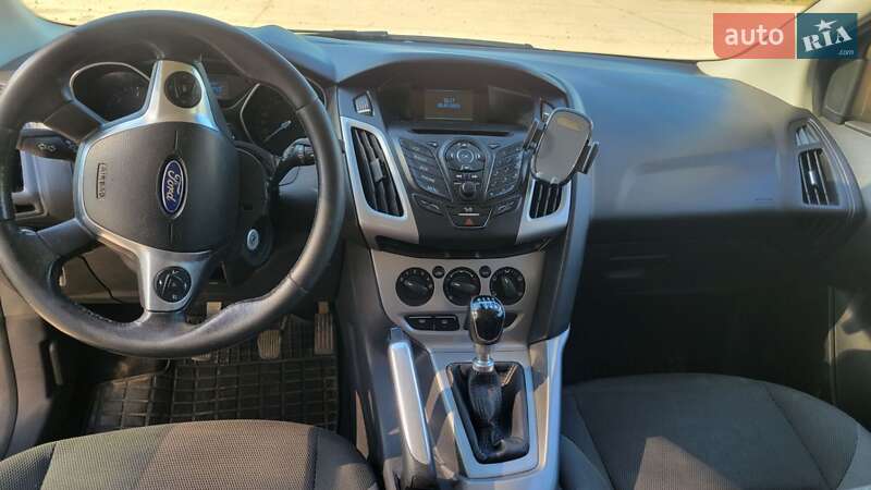 Універсал Ford Focus 2013 в Іваничах