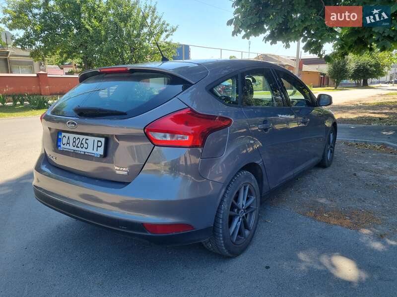 Хэтчбек Ford Focus 2015 в Умани