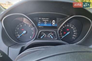 Хэтчбек Ford Focus 2015 в 