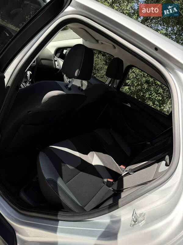 Хэтчбек Ford Focus 2012 в Днепре