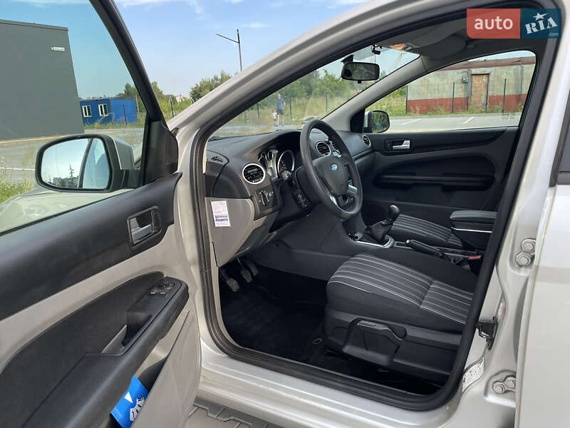 Универсал Ford Focus 2010 в Луцке