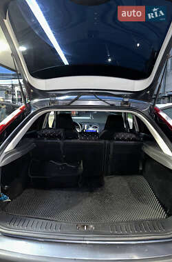 Хэтчбек Ford Focus 2005 в 