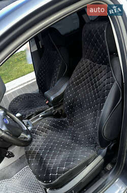 Хэтчбек Ford Focus 2005 в 