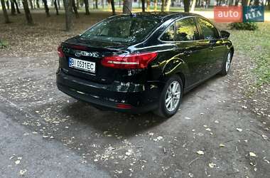 Седан Ford Focus 2015 в 