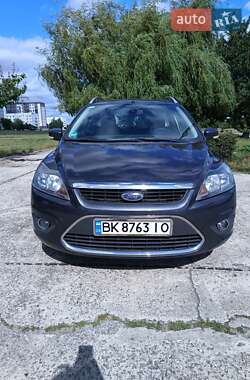 Универсал Ford Focus 2010 в Нетешине