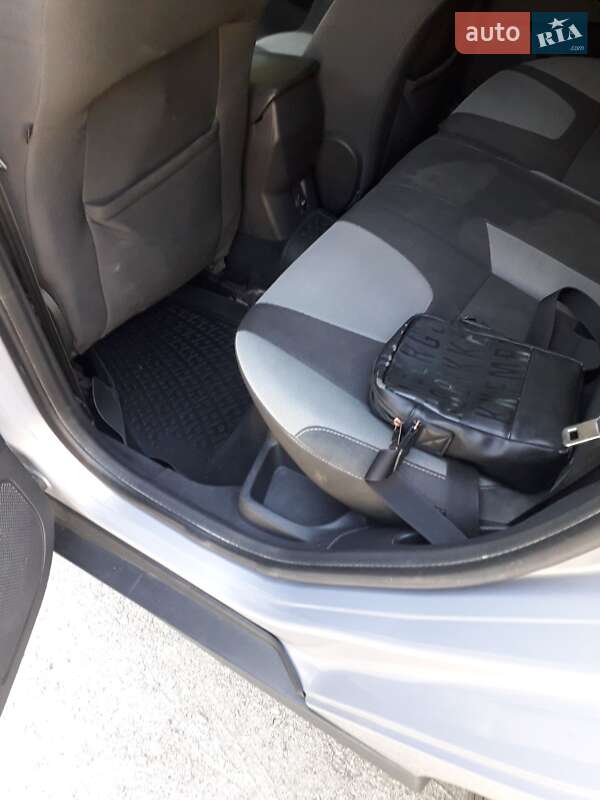 Хэтчбек Ford Focus 2013 в Запорожье