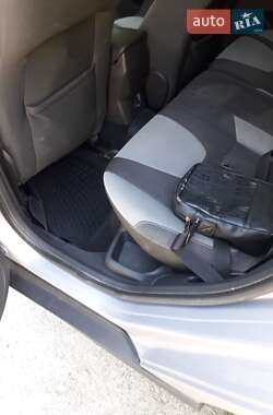 Хэтчбек Ford Focus 2013 в 