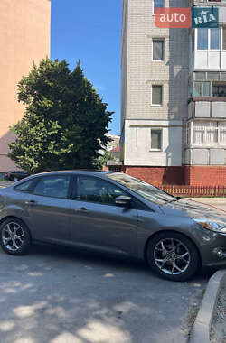 Седан Ford Focus 2014 в 